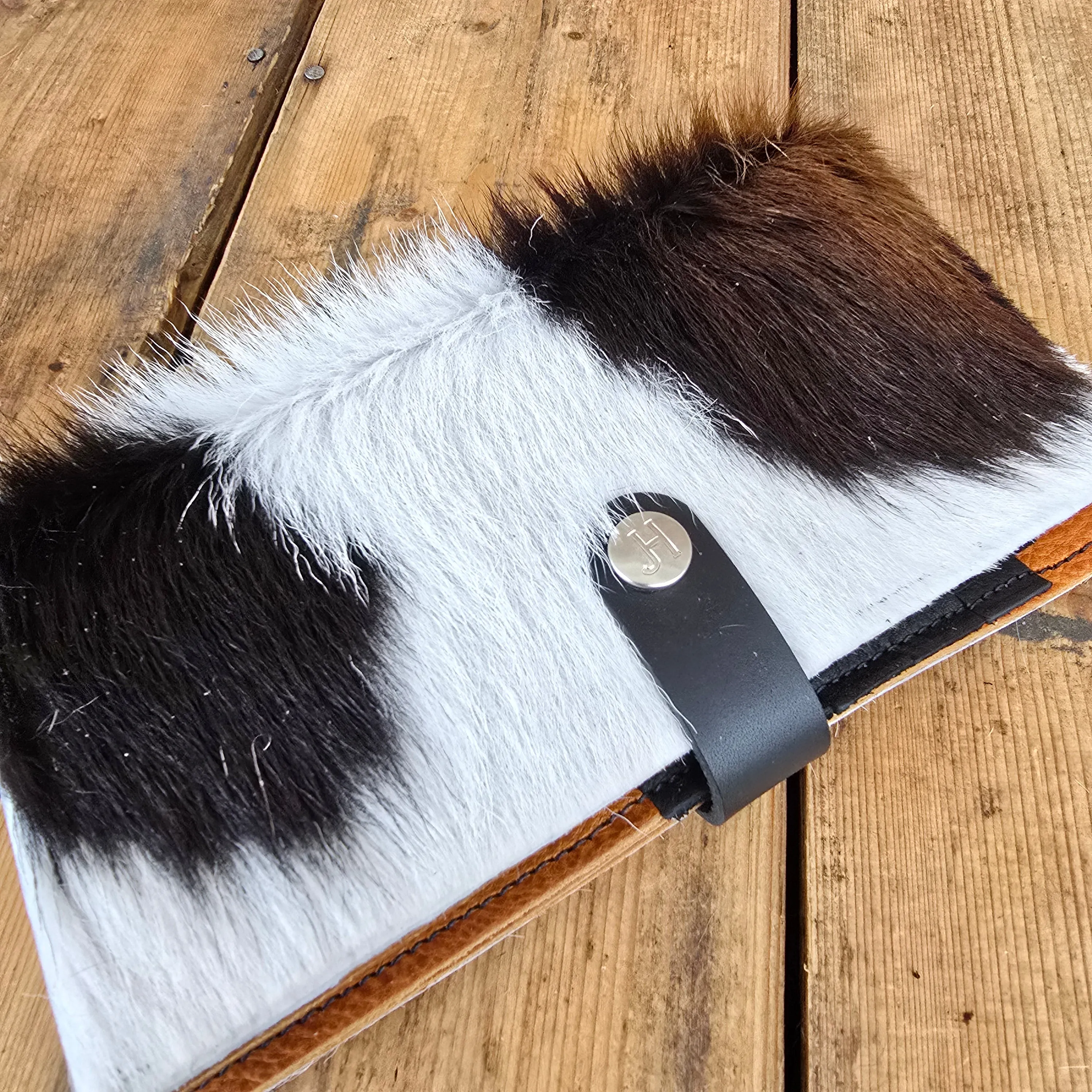 Cowhide Wallet (Tuscany/Black)