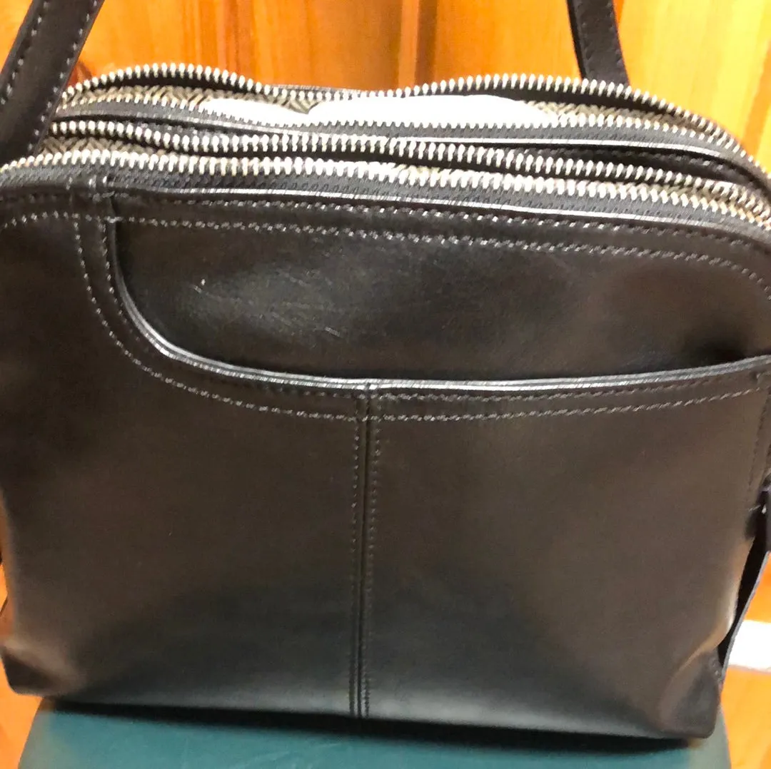LaDiva Leather Purse - R15014STL