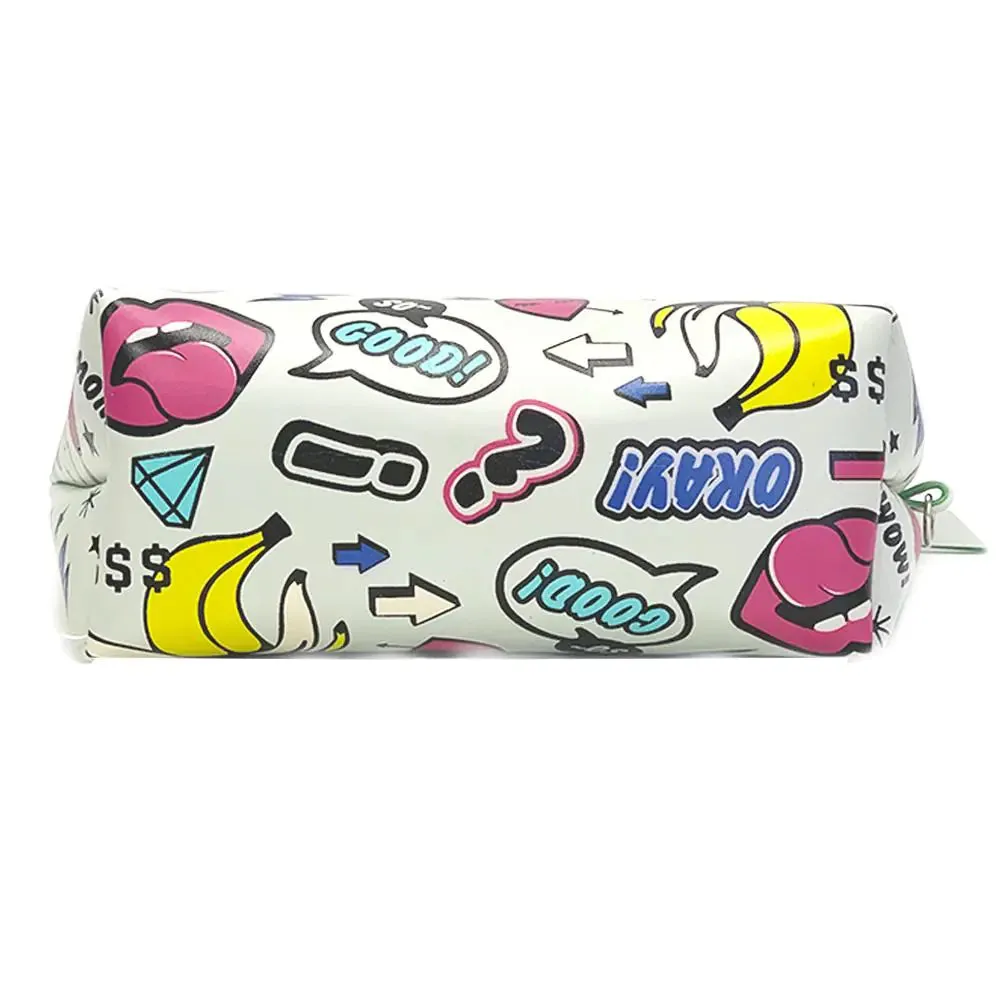 Makeup Bag Rocking In White