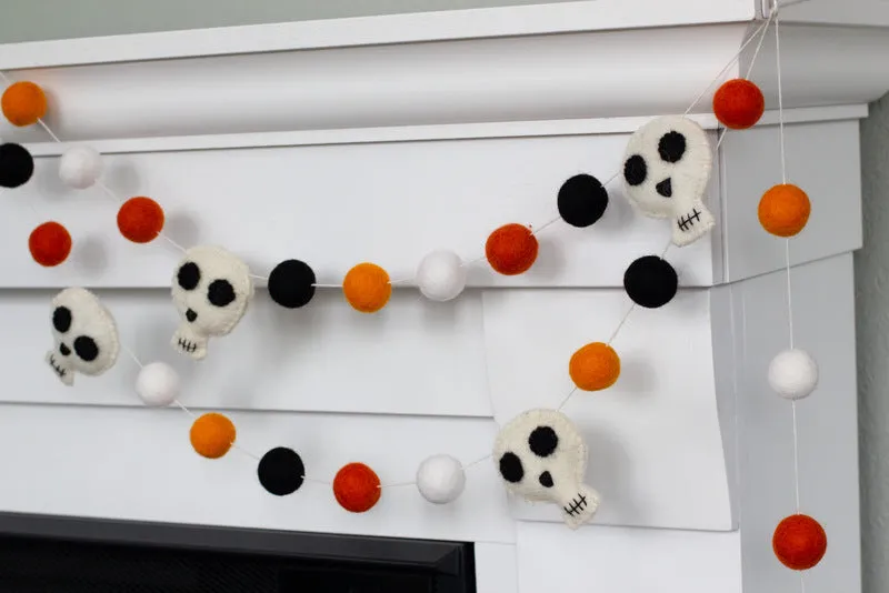 Skeleton Skull Halloween Garland- Orange, Black