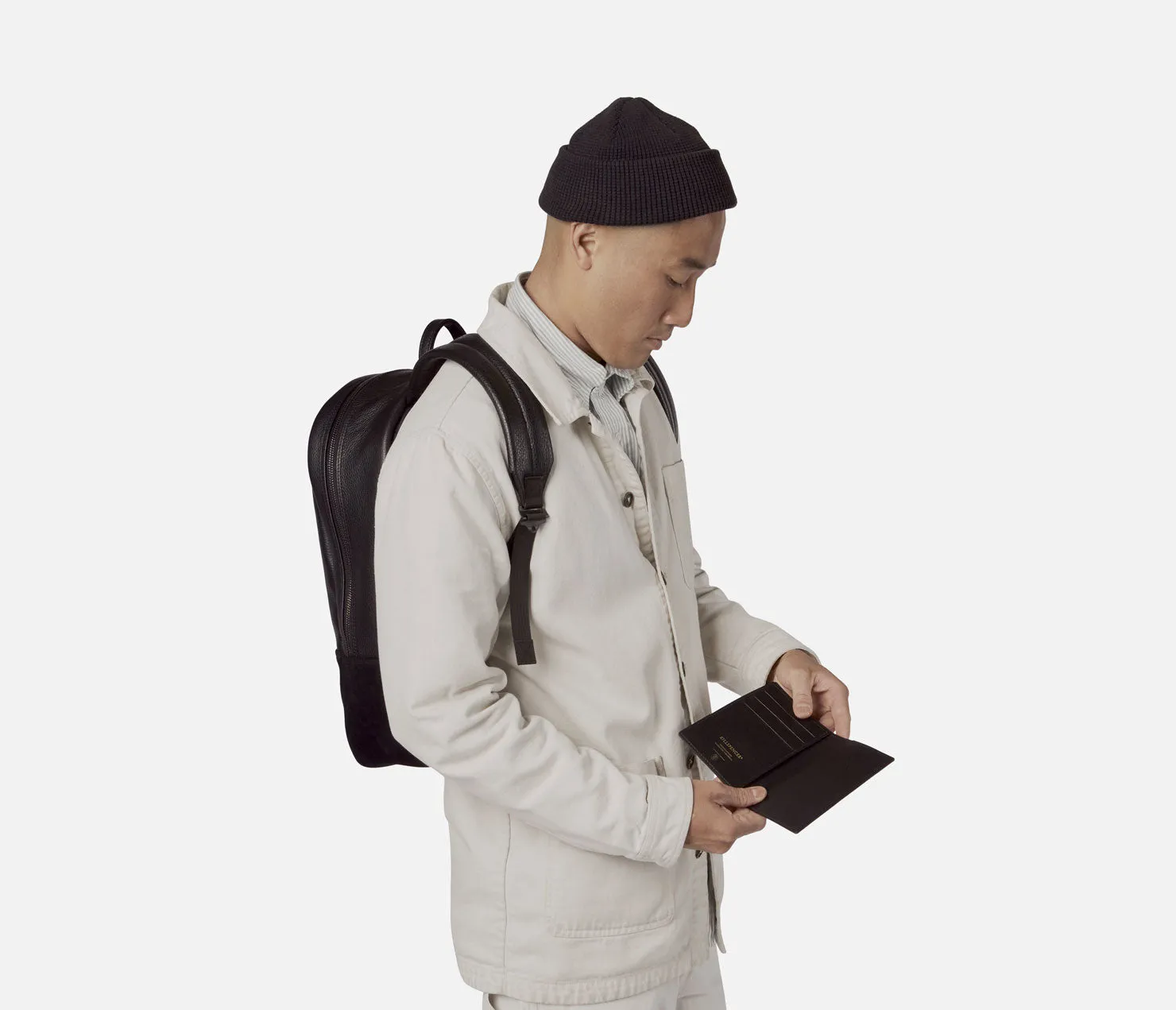 TRAVEL WALLET